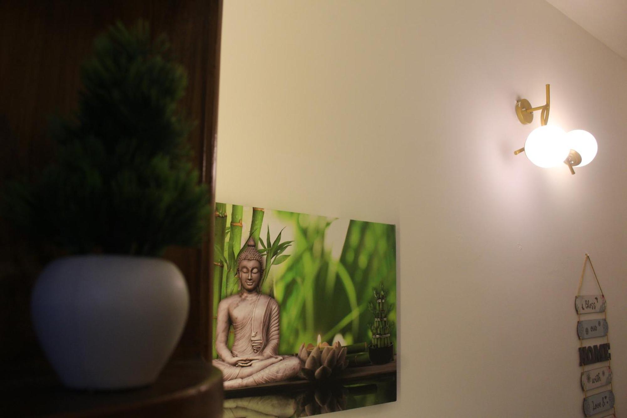 Tropical Villa Homestay มังคาลอร์ ภายนอก รูปภาพ