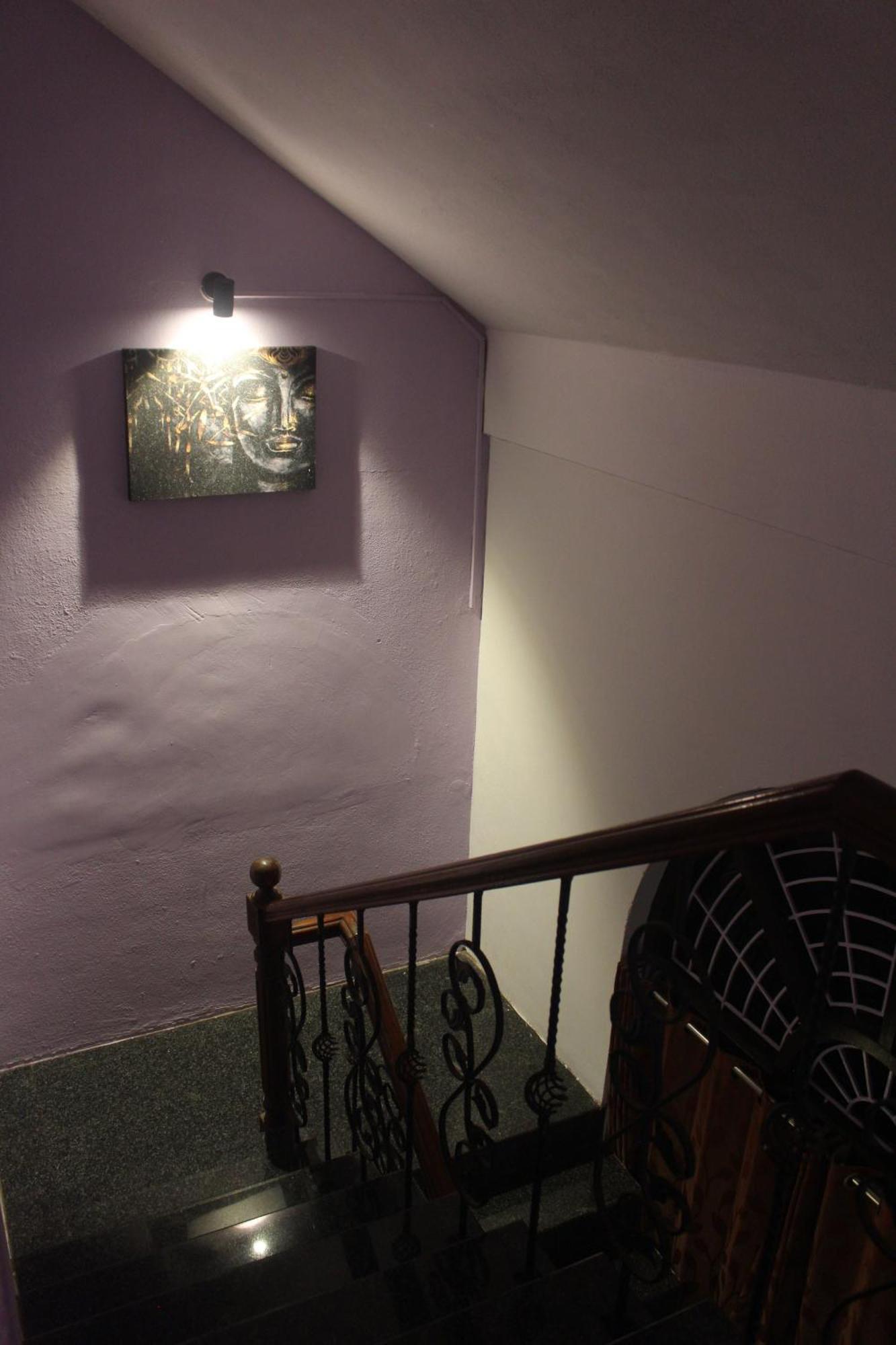 Tropical Villa Homestay มังคาลอร์ ภายนอก รูปภาพ
